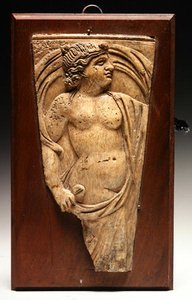 Fragmento de aplique en relieve, siglo II-III d.C. (hueso) de Roman Roman