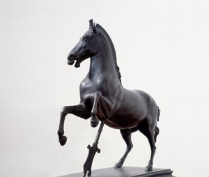 Caballo galopando (escultura de bronce después de un original griego del siglo IV a.C.) de Roman Roman