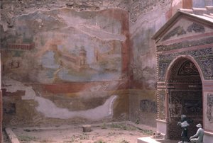 Pompeya, Casa de Diana y fuente anfitrita y pintura mural, Italia (foto)