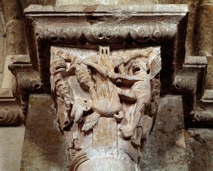 La visión de San Antonio de Padua (capitel tallado) de Romanesque