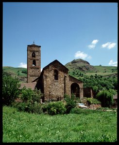 Vista de la iglesia de Romanesque