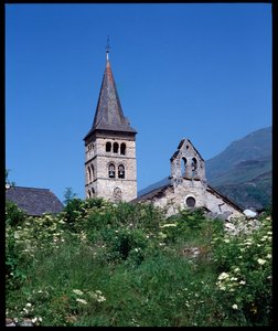 Vista de la iglesia de Santa María, Arties de Romanesque