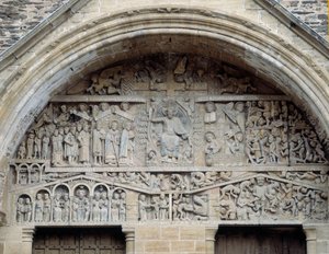 Vista del tímpano del juicio final, Cristo entre el paraíso y el infierno (escultura) de Romanesque