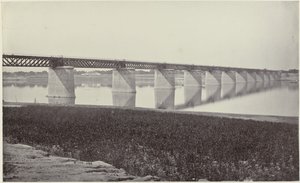 Spoorbrug sobre de Yamuna bij Allahabad El puente ferroviario sobre el Jumna (título original) de Samuel Bourne (signed by artist)