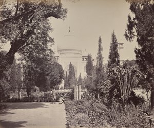 Agra. Vista del Taj desde el jardín de Samuel Bourne