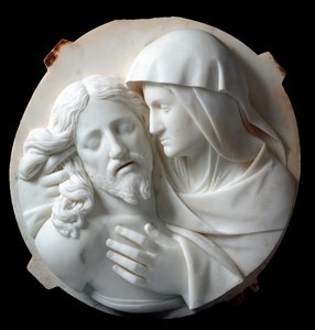 Piedad Escultura de mármol de Santo Varni (1807-1885) 1863-1870. Dim. 56x52x12 cm De la colección del Príncipe Odon di Savoia. Génova, Galleria d