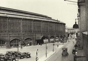 Berlín: Estación Friedrichstrasse de Sasha Stone