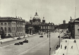 Berlín: Vista hacia el Palacio Real de Sasha Stone