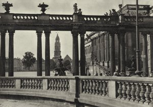 Potsdam, Palacio de la Ciudad, Columnatas en el Havel de Sasha Stone