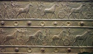 Puertas Balawat del antiguo Imperio Asirio (bajo relieve)