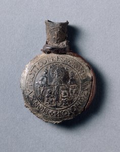 Ampolla de Peregrino con Escenas de la Crucifixión (frente) y la Ascensión (dorso), c.600 de School Byzantine