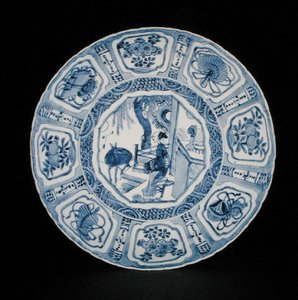 Plato kraak azul y blanco pintado con una dama y un ciervo, Wanli de School Chinese