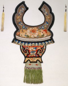 Cuello de mujer (foto) de School Chinese