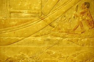 Antiguo Egipto, Talla/pintura mural, Mastaba/Tumba de Idout, Saqqara, 2323-2150 a.C., Un pescador escalando peces y sosteniendo una lanza de cuatro puntas (foto) de School Egyptian