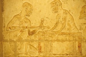 Antiguo Egipto, Pintura mural, Tumba de Petosiris, Tuna el Gebel, 300 a.C., Carpinteros trabajando (foto) de School Egyptian