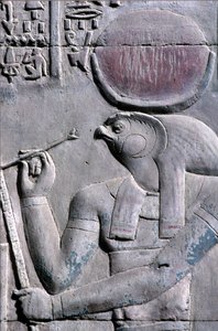 Antiguo Egipto, Pintura mural/talla, Horus escribe en un rollo de papiro, Templo de Sebek y Horus, Kom Ombo (foto) de School Egyptian
