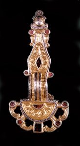 Fíbula merovingia. Museo de Saint-Germain en Laye de School Merovingian