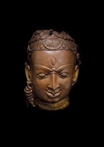 Máscara repujada de Shiva, c. siglo XI de School Nepalese