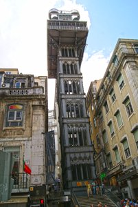 Elevador de Santa Justa, Lisboa, Portugal de School Portuguese