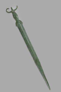 Espada, cerca de Palermo, siciliana, siglo VIII a.C. (bronce) de School Sicilian