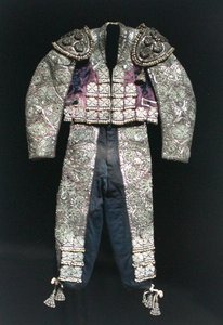 Chaqueta y pantalones de matador