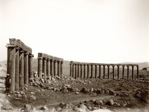 La plaza columnada ovalada desde el noroeste, Jerash, 1867
