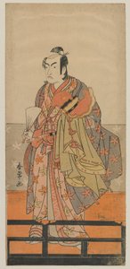 Actor de Kabuki Ichikawa Monnosuke II sosteniendo un casco y una túnica de bailarín de gagaku, período Edo, c.1780s de Shunjo