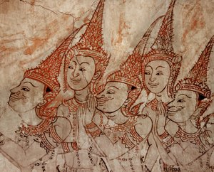 Detalle de las pinturas murales que muestran deidades celestiales del período tardío de Ayutthaya de Siamese School