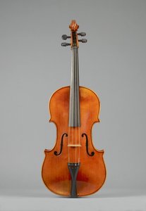 Viola, mediados del siglo XIX de Simon Andrew Forester