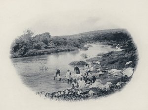 Cómo se Lavan la Ropa en el Transvaal (foto en blanco y negro) de South African Photographer