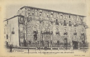 Palacio del Infantado, Gudalajara, Spain (b/w photo) de Spanish Photographer