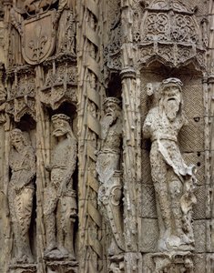 (detalle) escultórico del jamba izquierda de la fachada de entrada, construida 1488-96 de Spanish School
