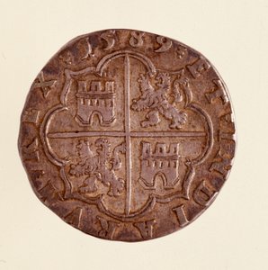 Moneda de plata (8 reales) de España: reinado de Felipe II (1556-1598) 1589 Diam. 3,5 cm Nápoles, museo arqueológico