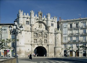 Puerta de Santa María de Spanish School