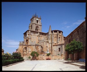Vista de la iglesia de Spanish School