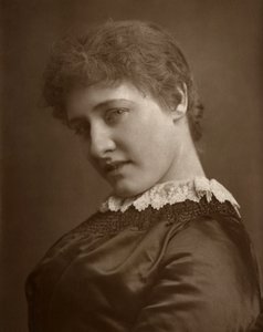 Mary Rorke, actriz británica, 1884 de St James