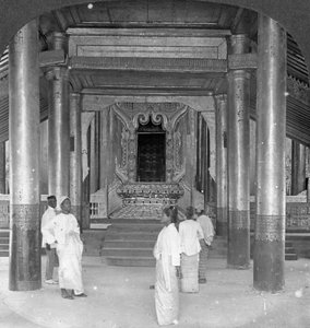 El trono del león, Palacio Real, Mandalay, Birmania, 1908