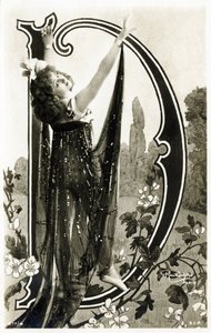 D: Mlle Roessler, bailarina de la Belle Époque - Alfabeto en postal de Studio Reutlinger