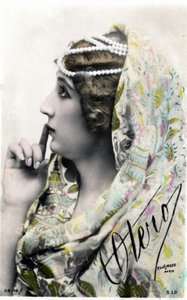 La bella Otero, postal de principios del siglo XX de Studio Reutlinger