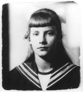 Greta Garbo de adolescente (foto b/n)
