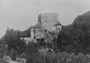 Castillo de Angenstein (foto en b/n)