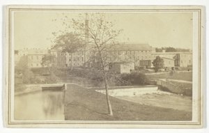 Sin título (río con cataratas y nave industrial) de T. Holmes