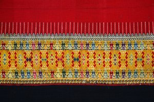Tela con patrón de doble gancho, Chom Thong, Chiang Mai, Tailandia de Thai School