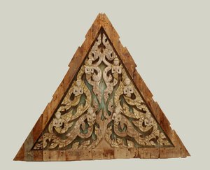Frontón de un templo tailandés del período Ayutthaya tardío (1351-1767)