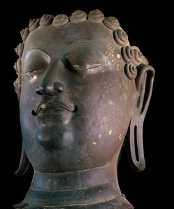 Cabeza gigante de Buda, estilo Lanna de Thai School