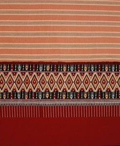 Tela Lanna Tai Yuan con Jok en forma de diamante, Mae Chaem, norte de Tailandia de Thai School