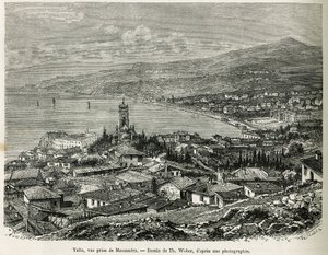La ciudad de Yalta, tomada desde Massandra, dibujo de Th.Weber, para ilustrar la historia Cuatro Meses en Rusia, en 1876, por F. De Mely. Grabado en Le tour du monde de Theodore Weber