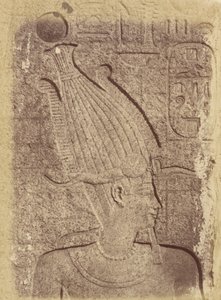 Primer plano de una escultura (perfil de una cabeza), Karnak de Théodule Devéria