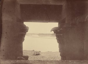 Vista del Nilo a Través de las Columnas del Templo de Ombos de Théodule Devéria
