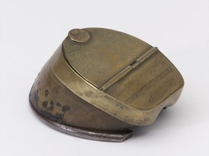 Tintero de casco de caballo perteneciente al Capitán William Tyrwhitt Drake, Guardias Reales a Caballo, c.1829 de Thomas Lee